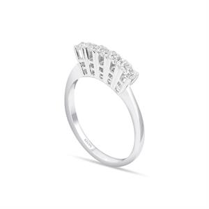 G Renk 0.25 Karat Pırlanta Beştaş Yüzük - IDL Sertifikalı