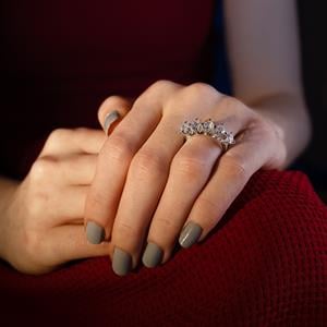 G Renk 0.85 Karat Pırlanta Beştaş Yüzük - IDL Sertifikalı