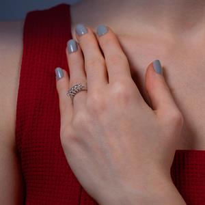 G Renk 0.25 Karat Pırlanta Beştaş Yüzük - IDL Sertifikalı