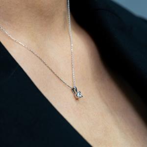 G Renk 0.15 Karat Pırlanta Tektaş Kolye