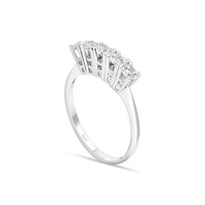 G Renk 0.65 Karat Pırlanta Beştaş Yüzük - IDL Sertifikalı