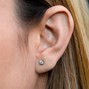 G Renk 0,30 Karat Pırlanta Tektaş Küpe