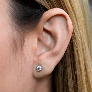 G Renk 0,50 Karat Pırlanta Tektaş Küpe