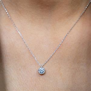 G Renk 0,60 Karat Pırlanta Tektaş Kolye