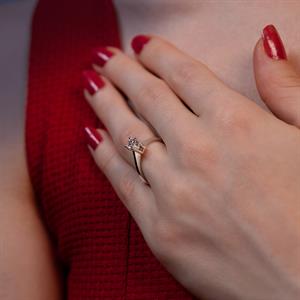 H Renk 0.40 Karat Pırlanta Tektaş Yüzük - HRD Sertifikalı