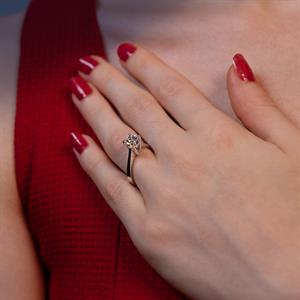 H Renk 1 Karat Pırlanta Tektaş Yüzük - HRD Sertifikalı