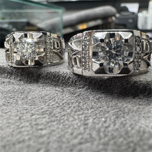 Harf Detaylı Unisex Pırlanta Şövalye Yüzük - HRD Sertifikalı - 220000101