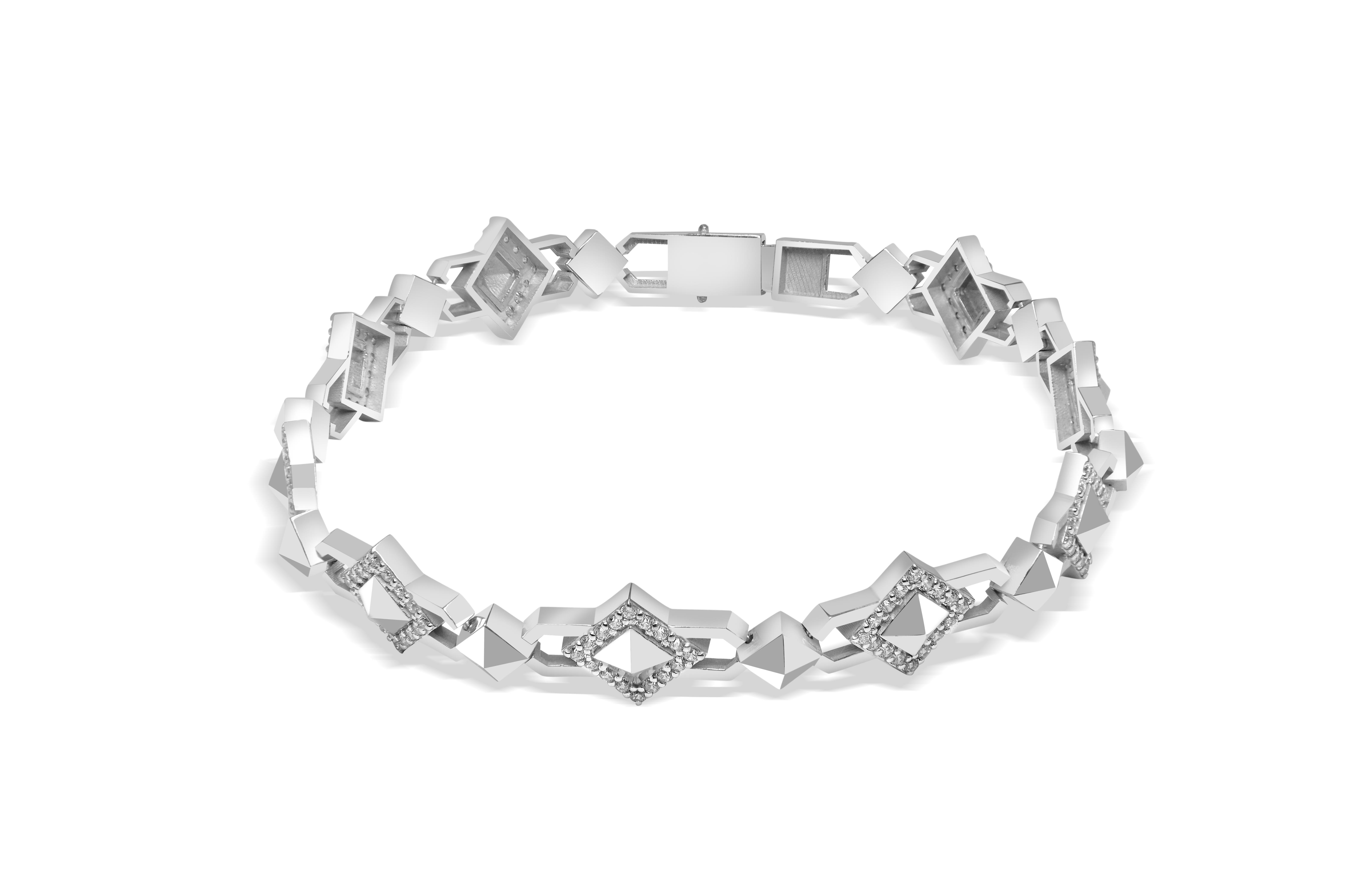 0.72 Karat Pırlanta Keops Piramit Bileklik