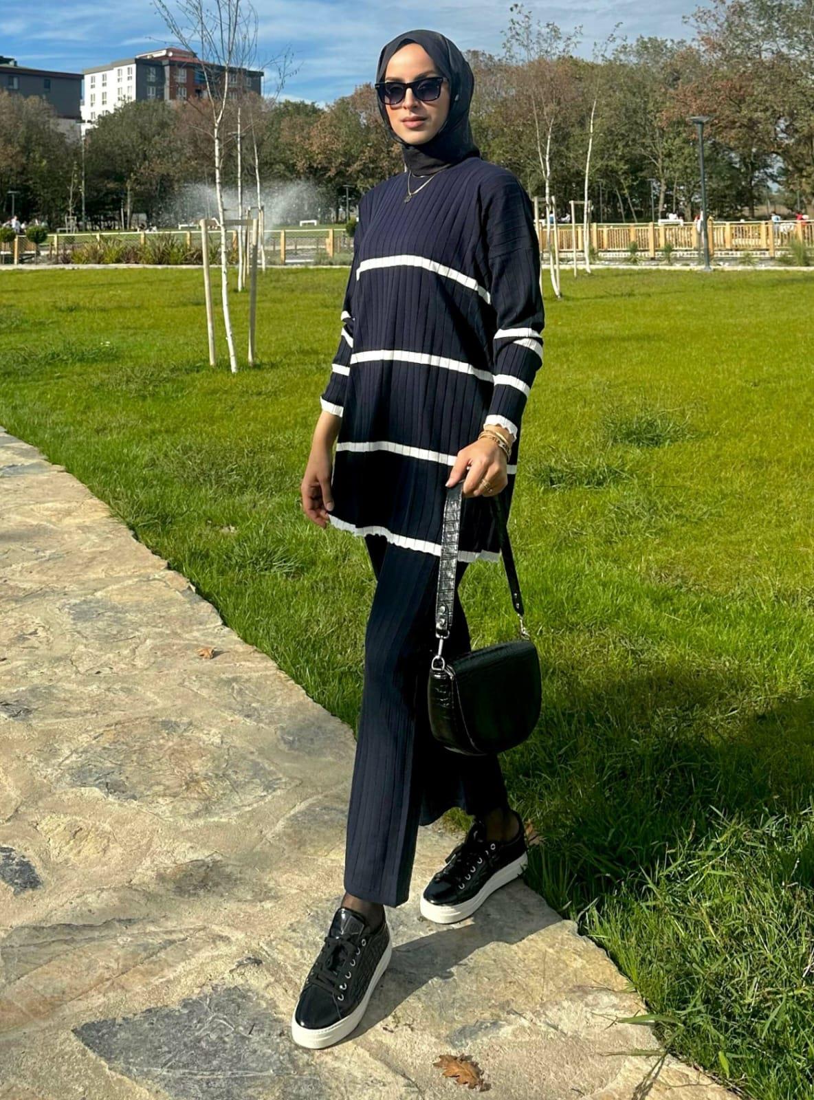 Yeni Sezon Çizgili Triko Takım