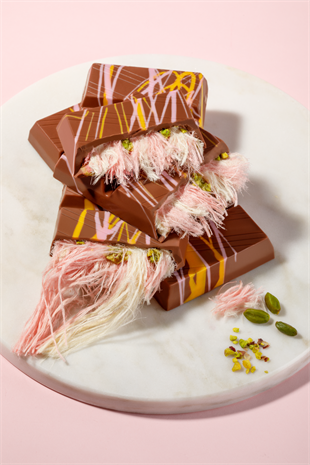 Beyoglu Angel Hair Pişmaniye Ve Antep Fıstık Dolgulu Sütlü Çikolata 170 Gr.
