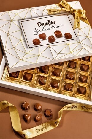 Beyoğlu Special Sütlü Dolgulu Pralin Çantalı Bayramlık Çikolata 240 Gr.