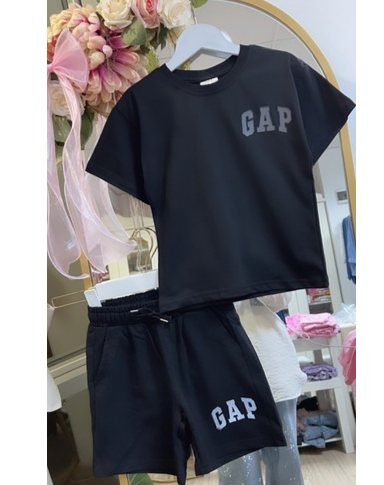 SİYAH GAP ŞORTLU TAKIM