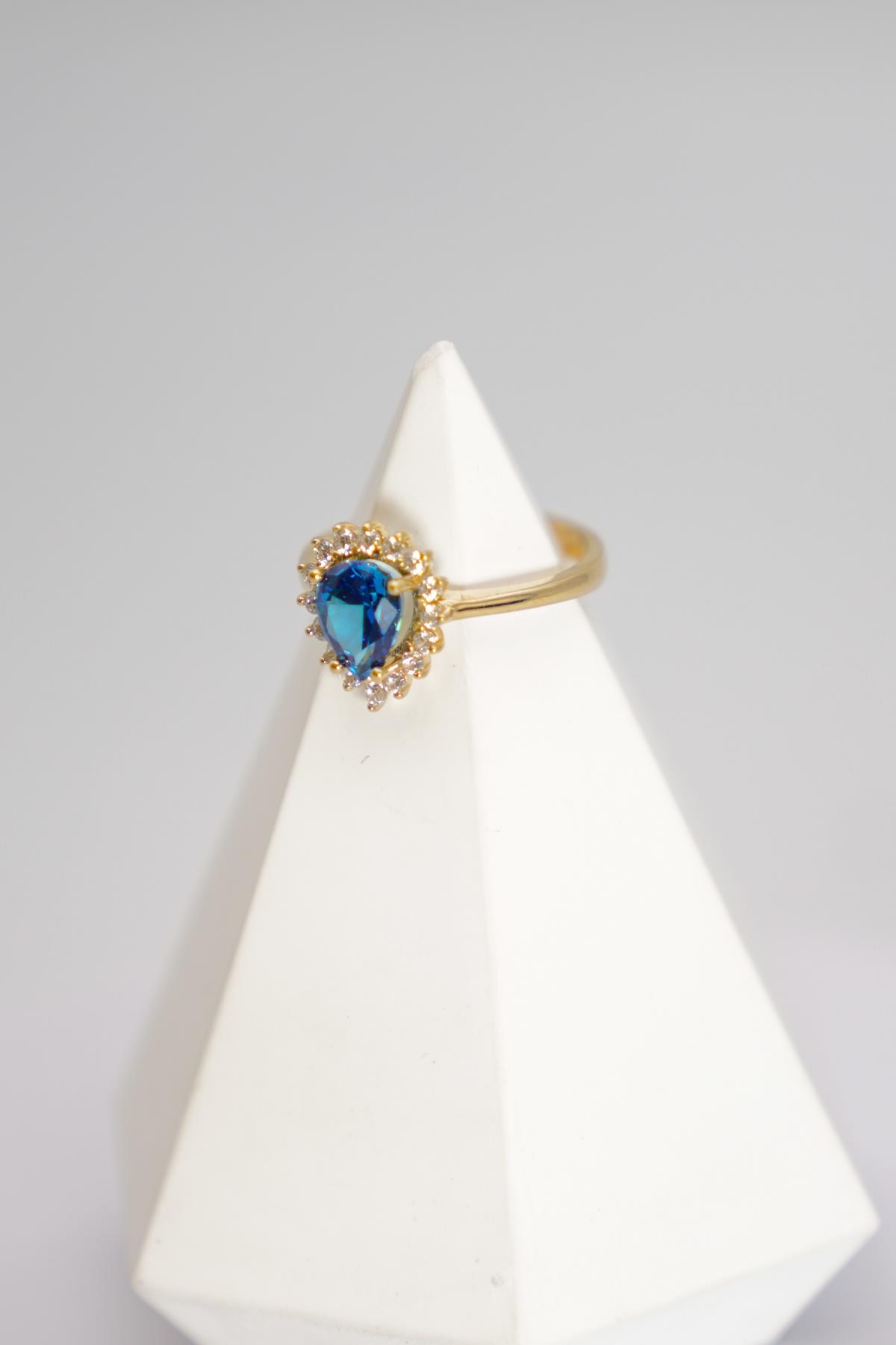 14 Ayar Altın Kalp Kesim London Topaz Yüzük – İnci Detaylı Zarif ve Romantik Tasarım