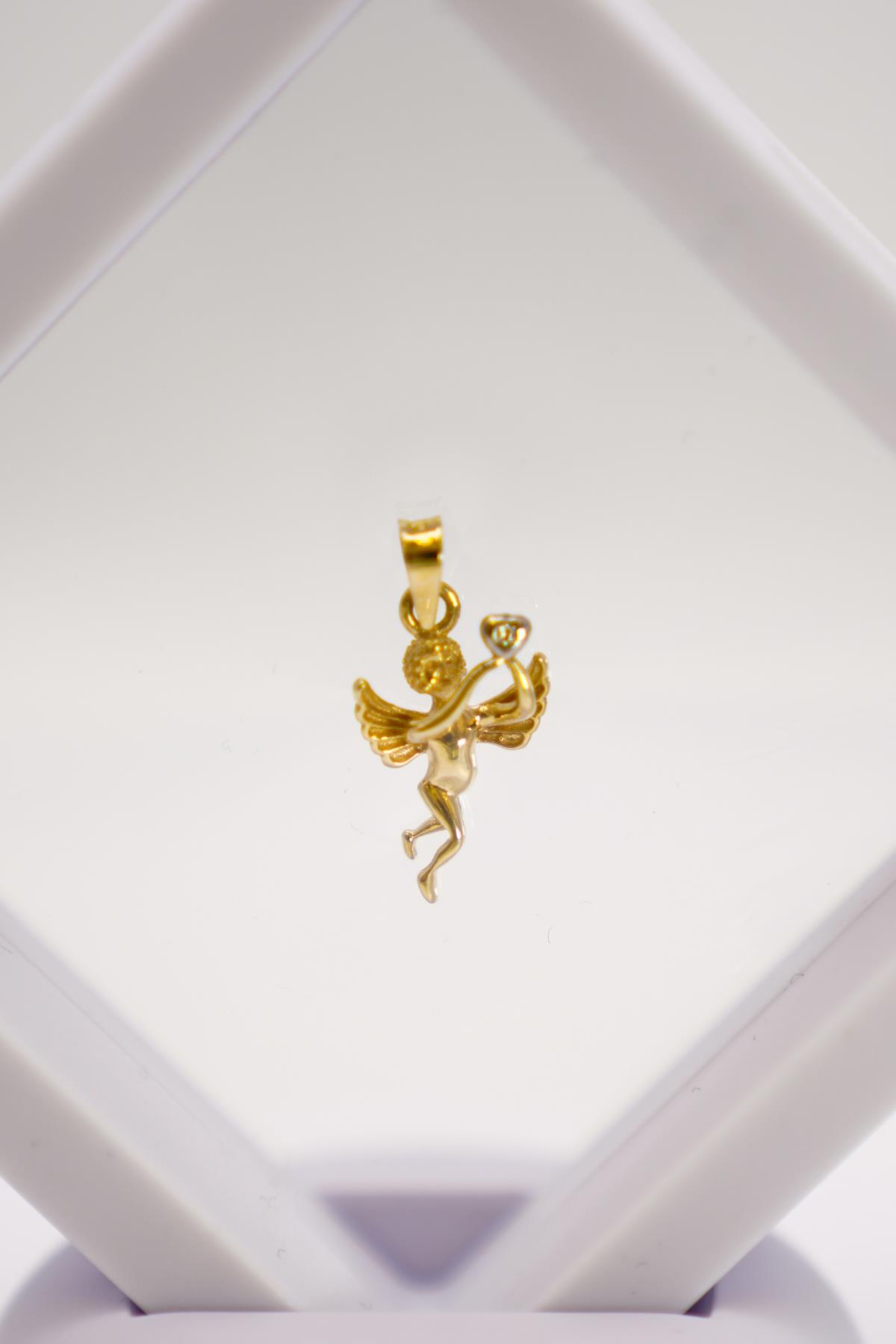 14 Ayar Altın Melek Figürlü Kolye Ucu – Zarif ve Hafif Tasarım, Şık Takı Detayı