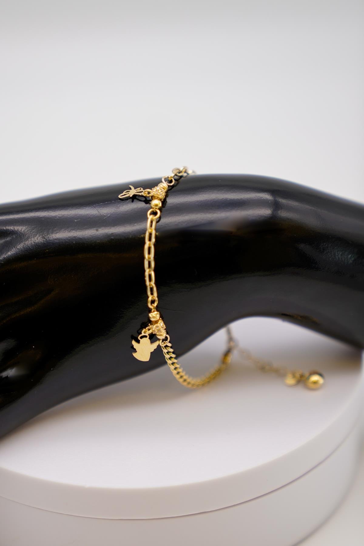 14 Ayar Altın Şans Figürlü Bileklik – Zarif Zincir Detaylı Modern ve Anlamlı Tasarım