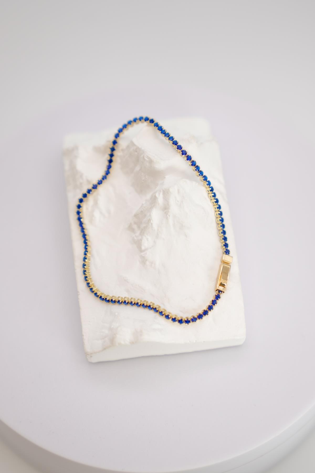 Mavi Zirkon Taşlı 14 Ayar Altın Suyolu Bileklik ile Zarif ve Modern Işıltı