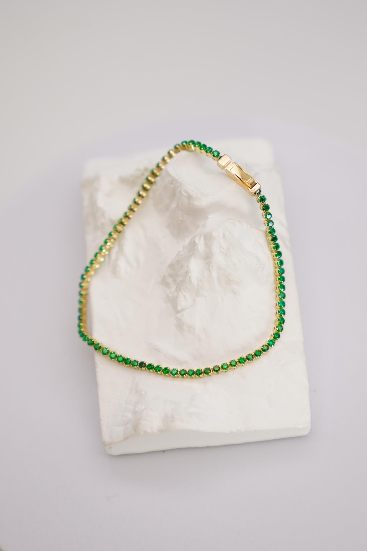 Yeşil Zirkon Taşlı 14 Ayar Altın Suyolu Bileklik ile Doğal Işıltı ve Zarafeti