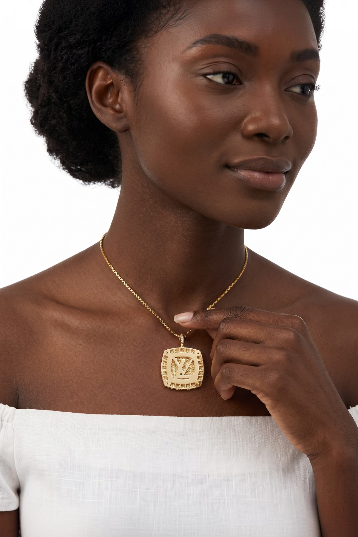 Louis Vuittonn Pendant 14 Carat