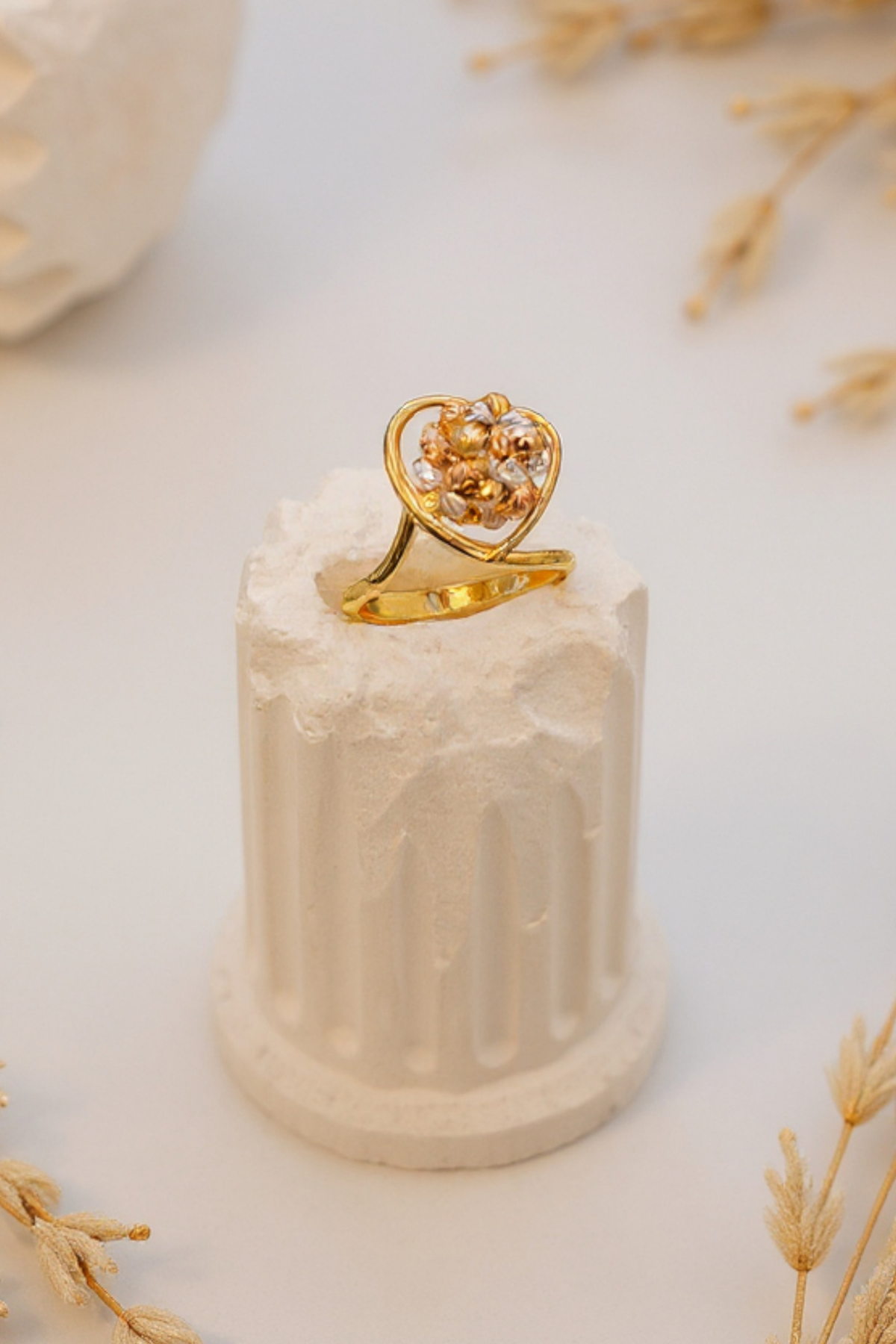 3 Color Dorika Fantasy Ring 14 Carat