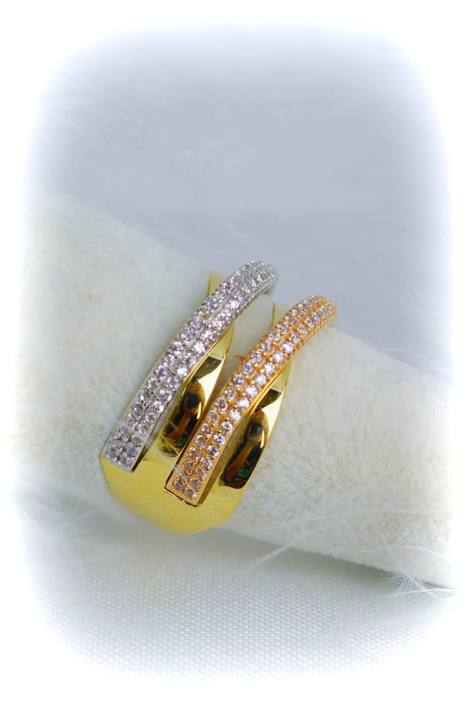 Ring mit 3-farbigem Zirkonstein, 14 Karat