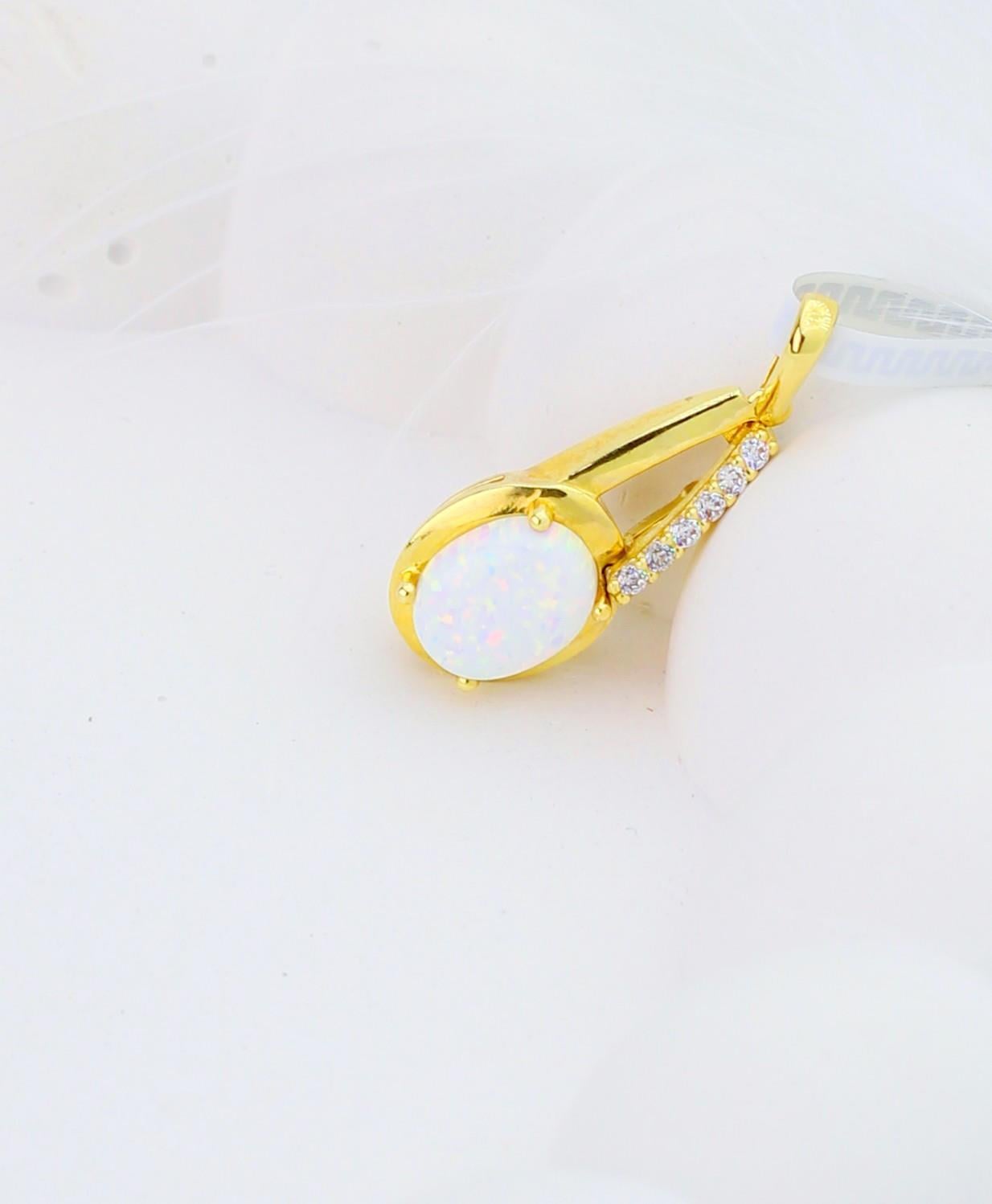 White Opal Stone Pendant 14 Carat