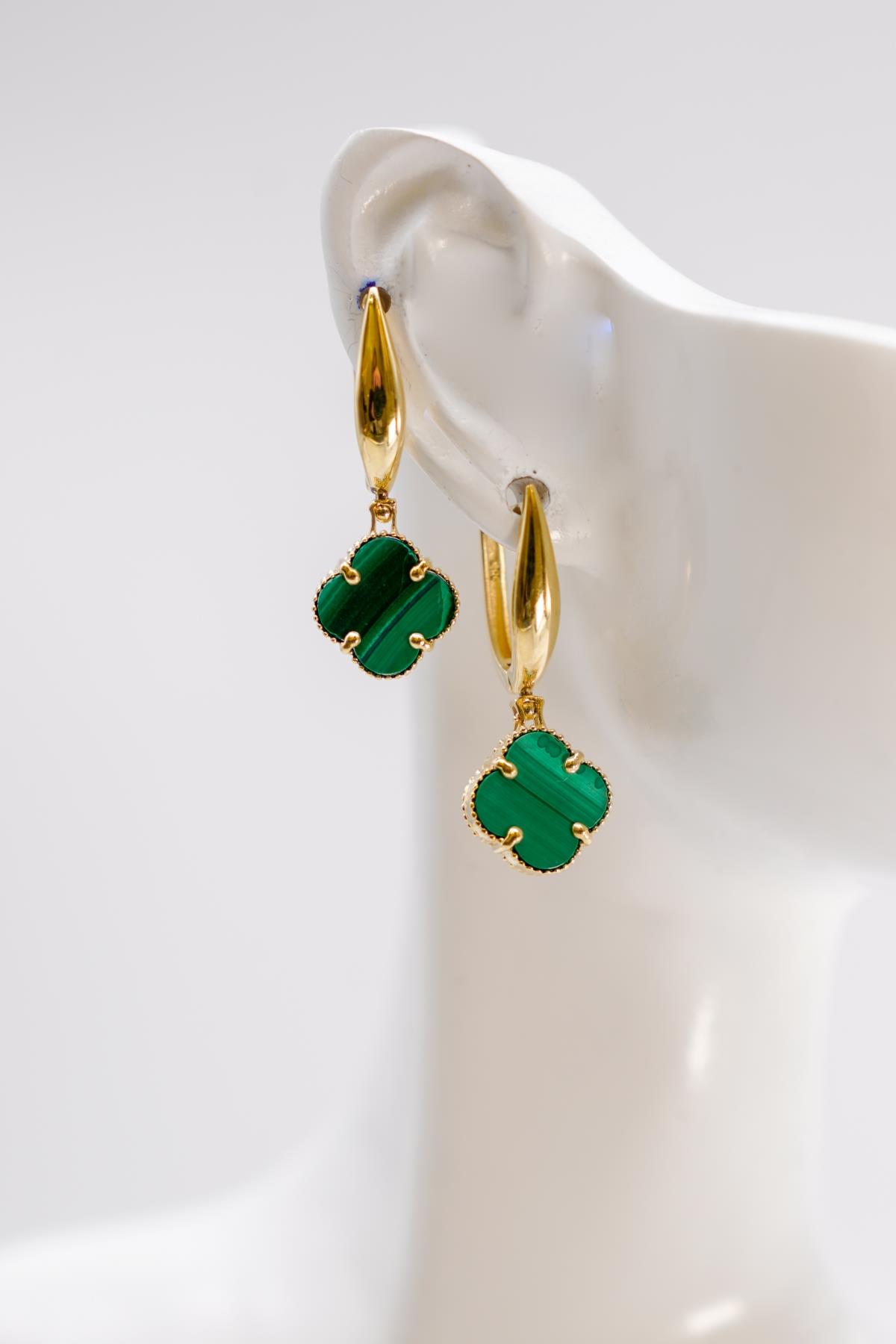 Çift Taraflı Yonca Detaylı Sallantılı Küpe 14 Ayar Altın