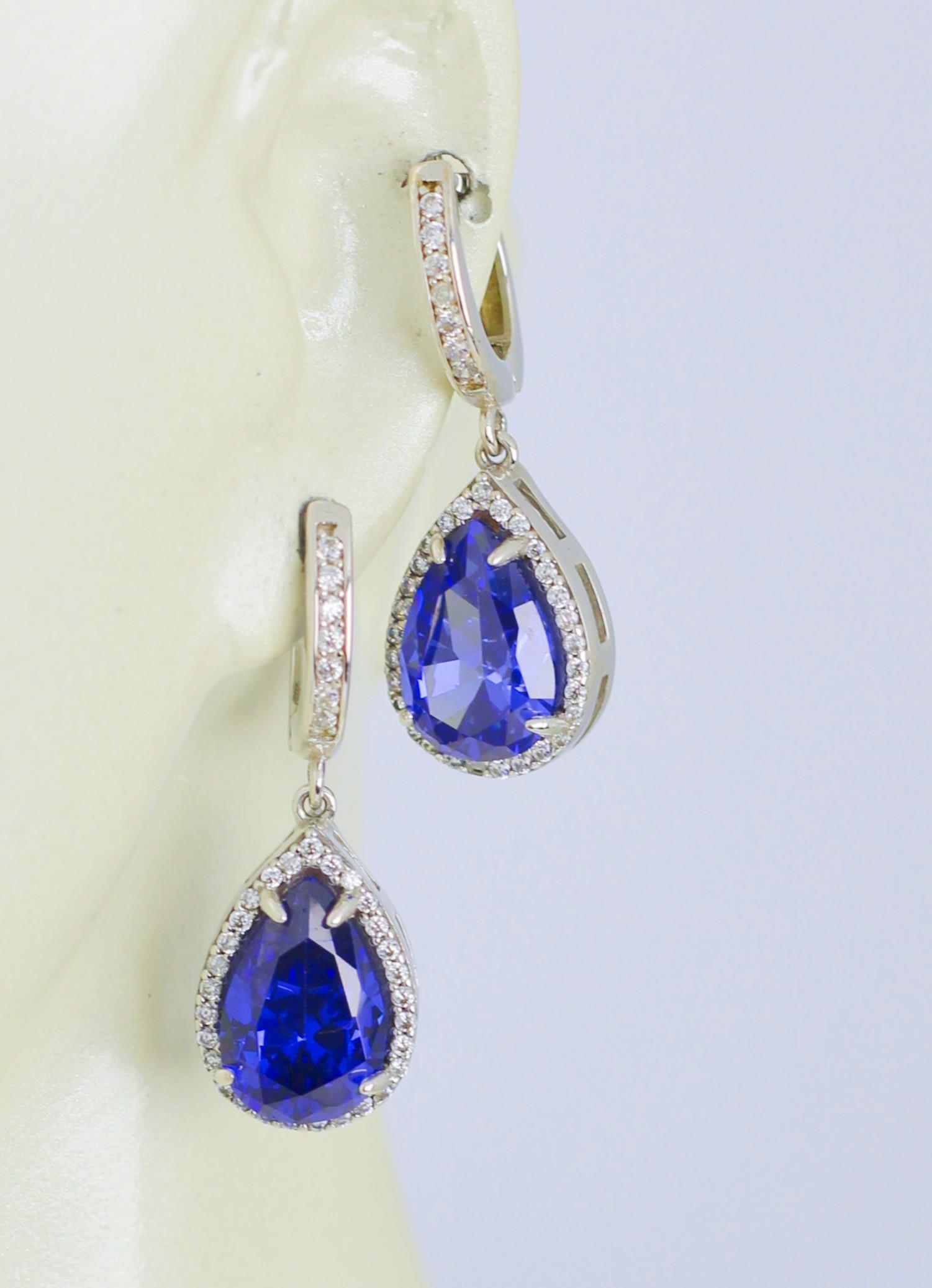 damla-figurlu-safir-ve-zirkon-tasli-ku-f80ce8.jpg
