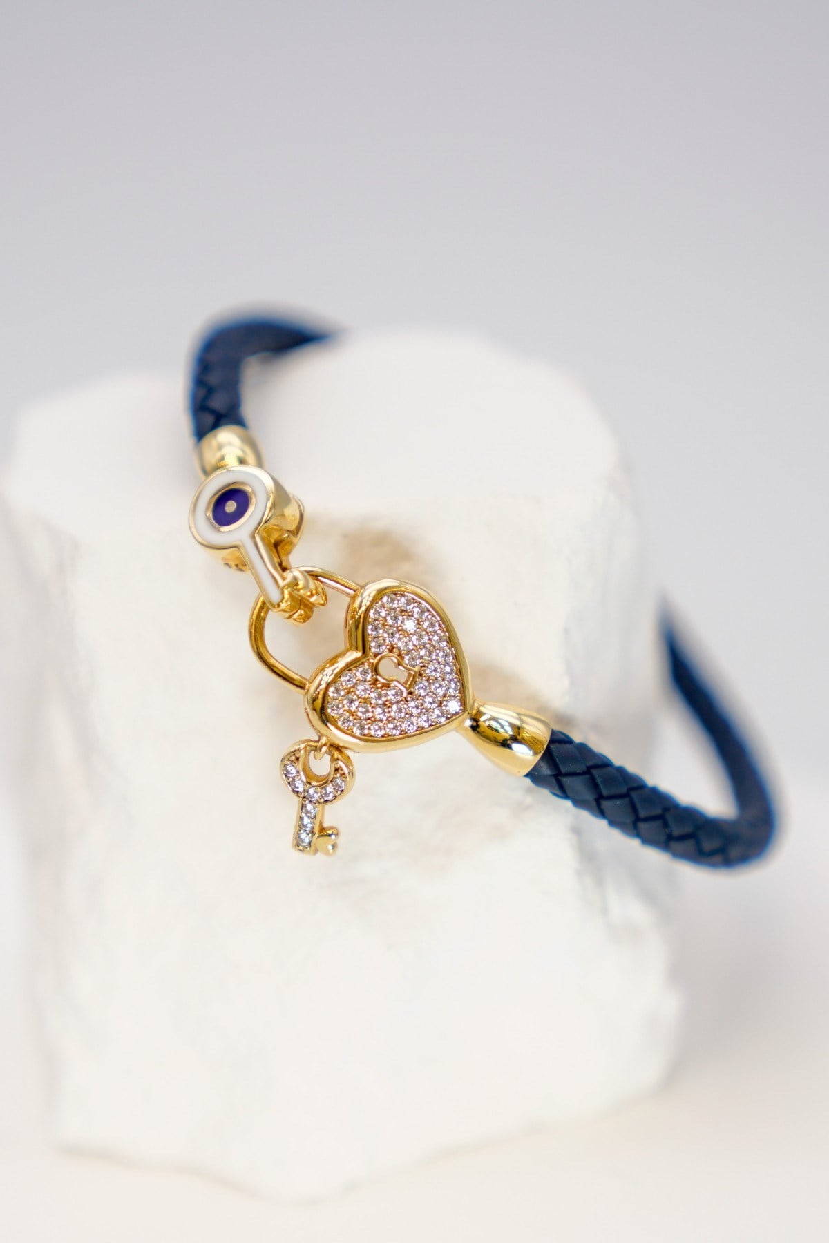 Tiffanyy-Gummiarmband mit Zirkonstein 14 Karat