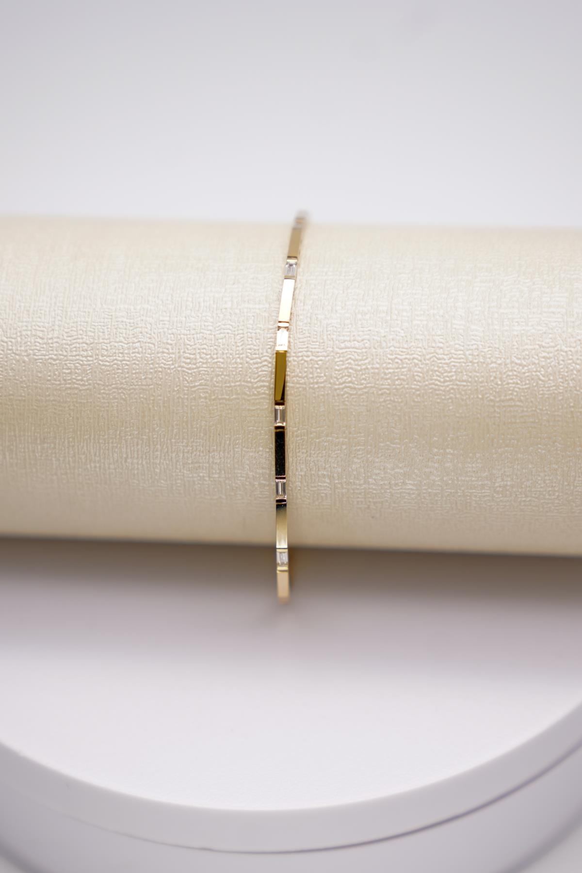 Geometrik Formlu 14 Ayar Altın Kadın Bileklik | Minimal ve Modern Tasarım Dokunuşu