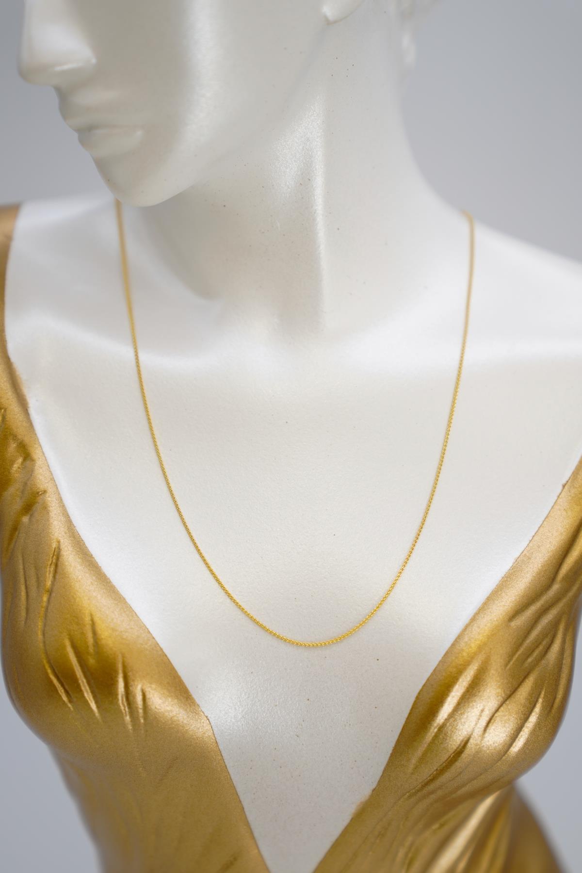 İnce Zincir Kolye 14 Ayar Altın Minimal Tasarım Hafif Model Günlük Kullanıma Uygun