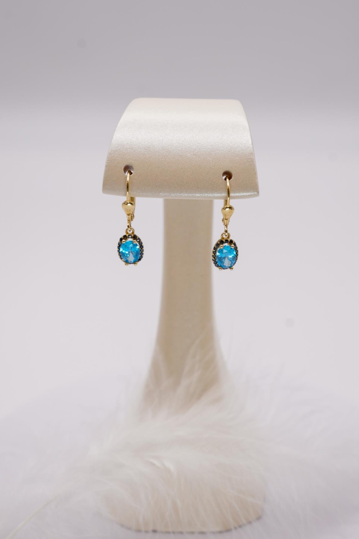 Mavi Topaz Taşlı 14 Ayar Altın Küpe | Işıltılı ve Kancalı Şık Model