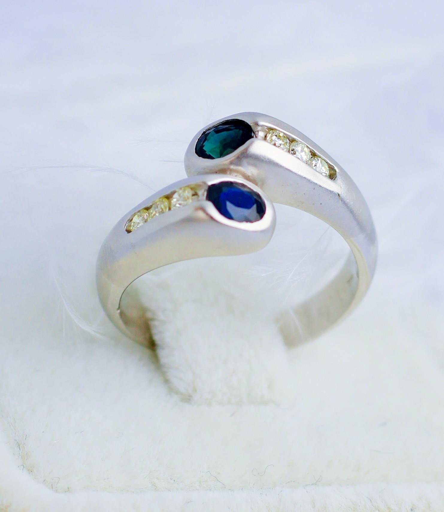 Diamond Stone Sapphire Ring 14 Carat
