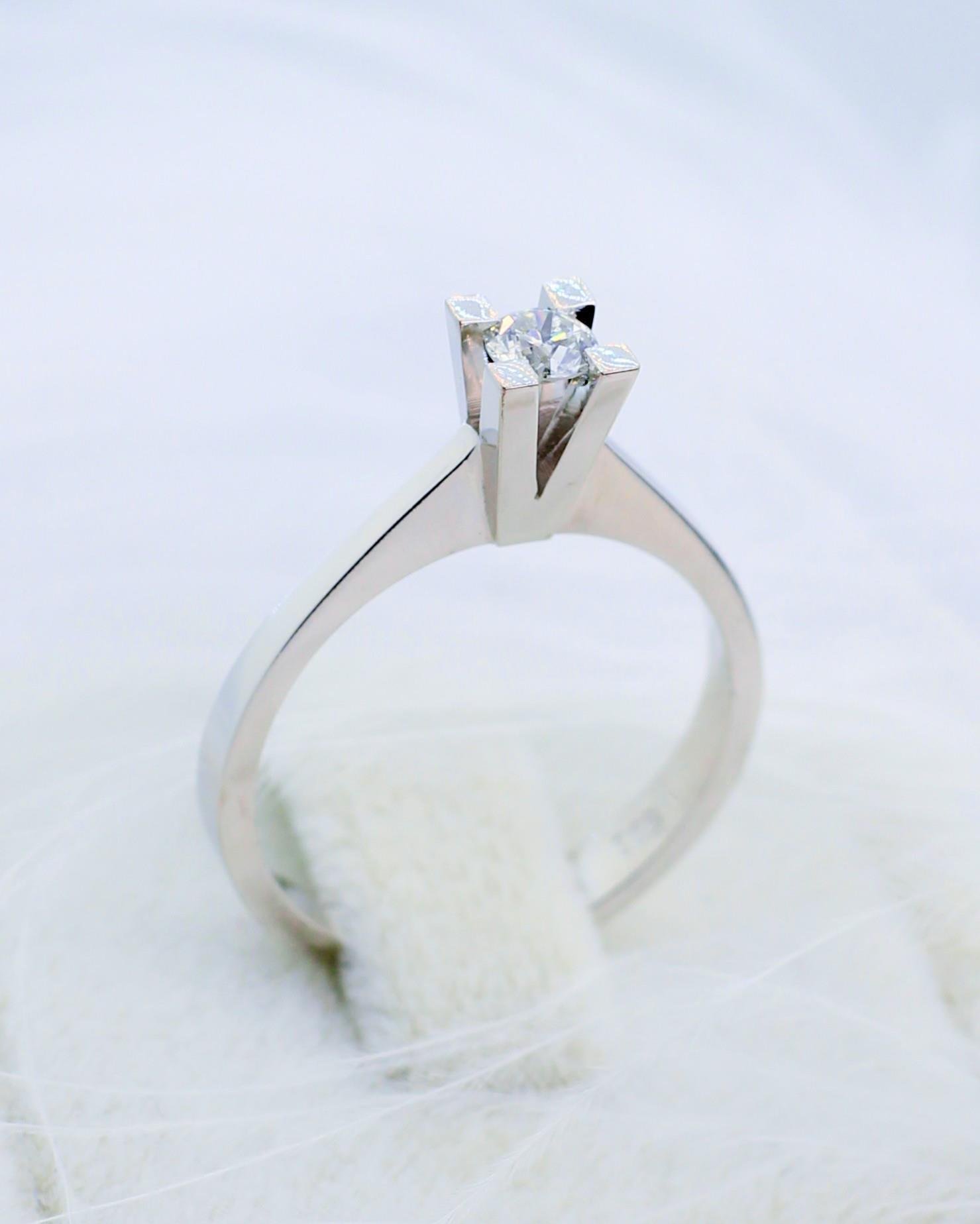 Diamond Solitaire Ring 14 Carat