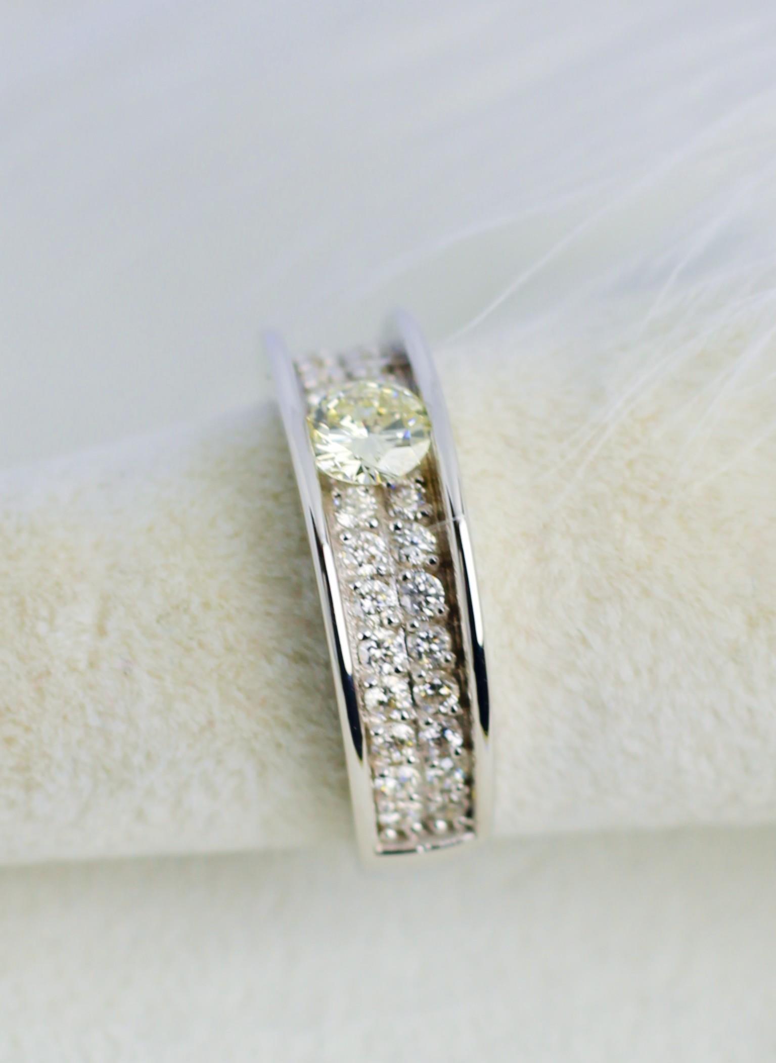 Diamond Ring 14 Carat
