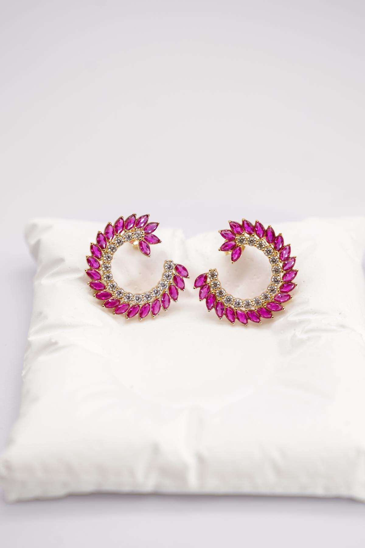 Rose Kuvars Taşlı 14 Ayar Altın Fantasy Küpe | Zarif ve Modern Tasarım