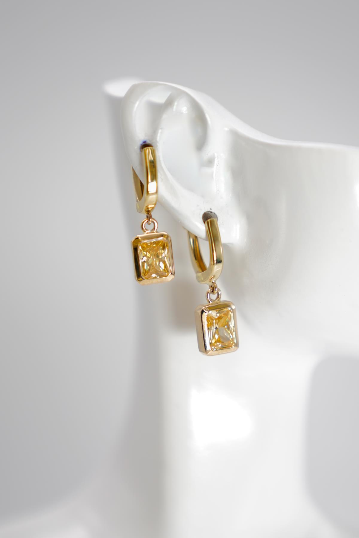 Sitrin Taşlı 14 Ayar Altın Küpe | Kare Kesim Sarı Işıltılı Modern Tasarım