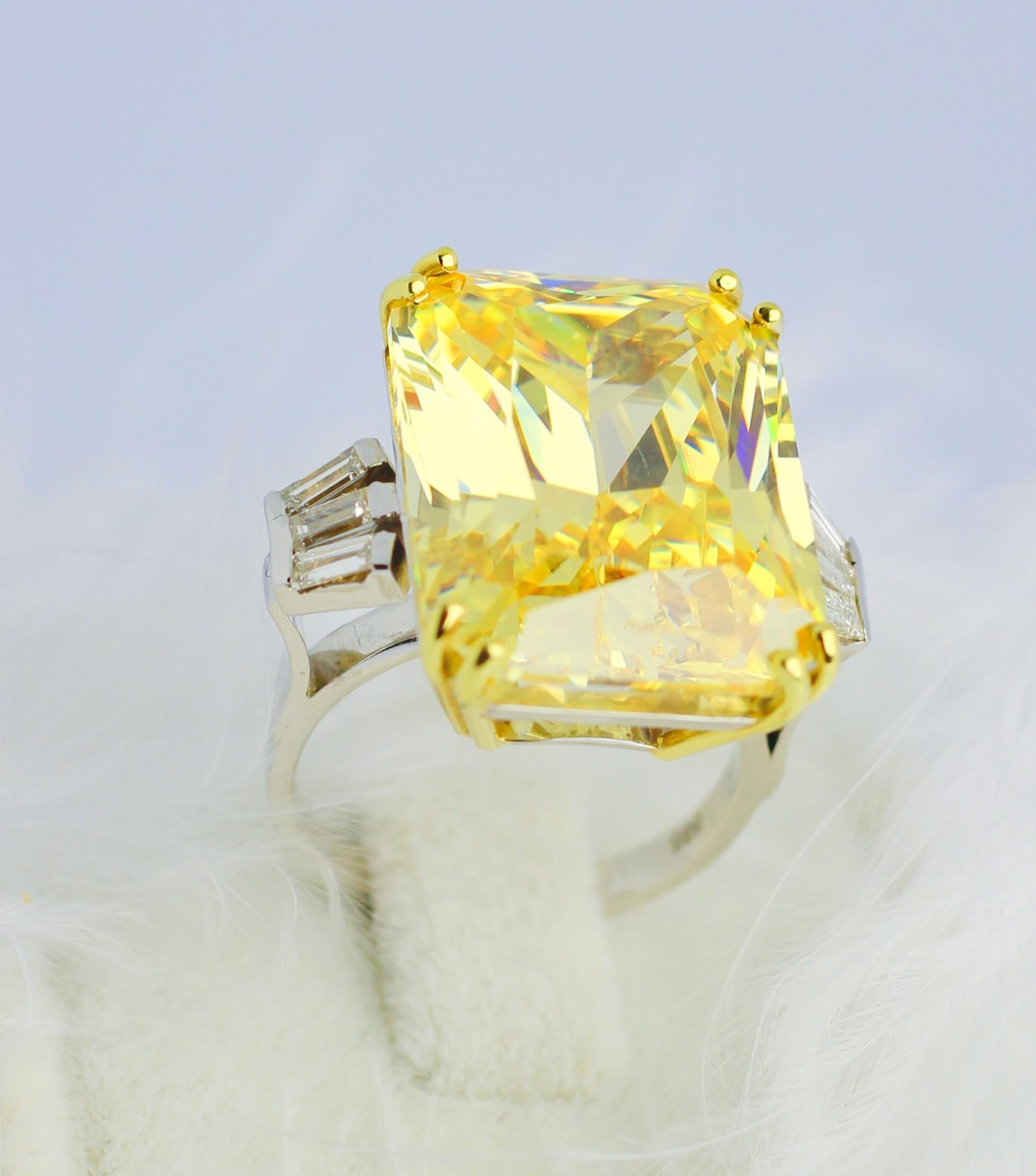 Citrine Stone Diamond Ring 14 Carat
