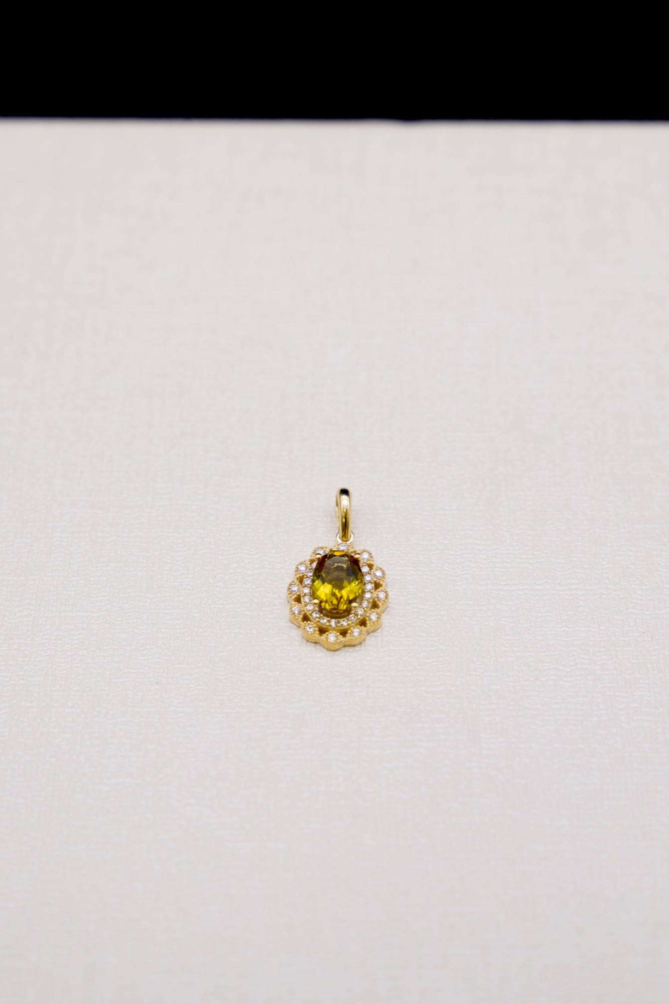 Sultanit Taşlı Kolye Ucu 14 Ayar