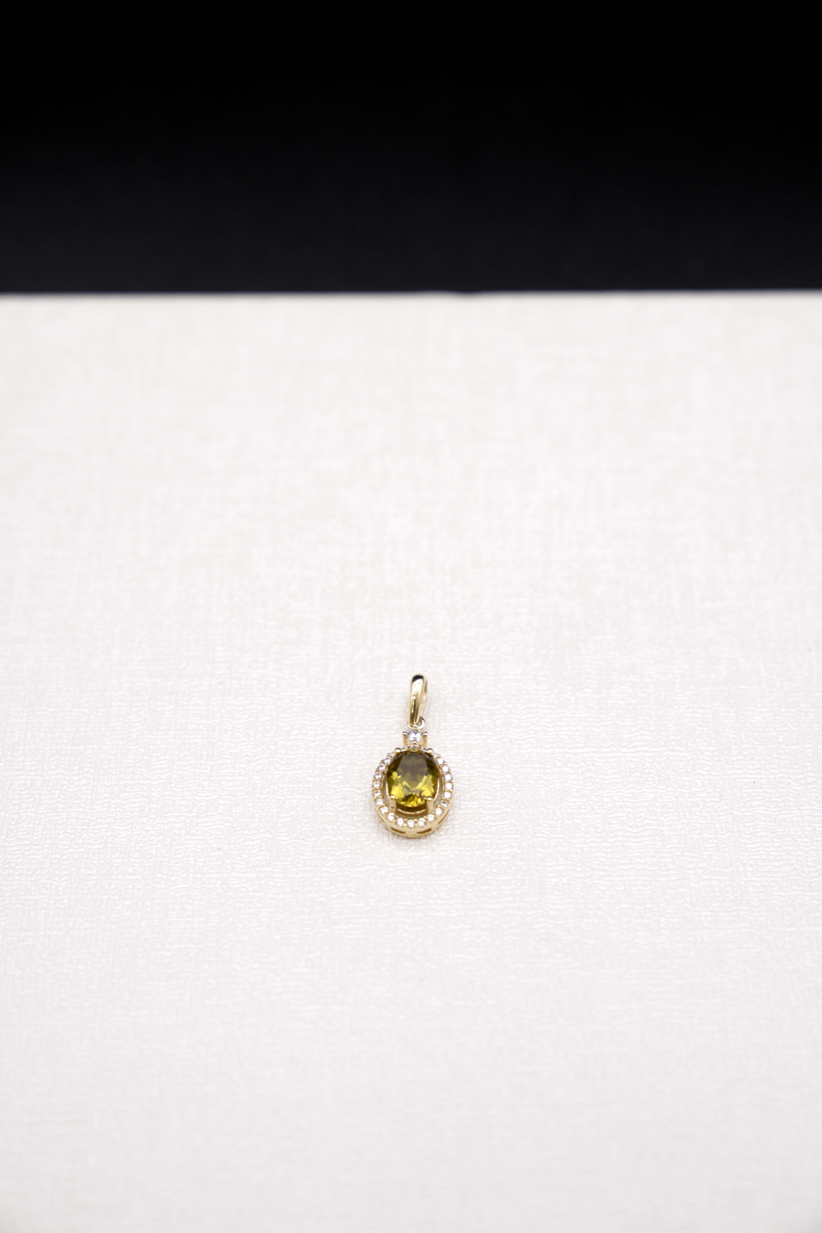 Sultanit Taşlı Kolye Ucu 14 Ayar