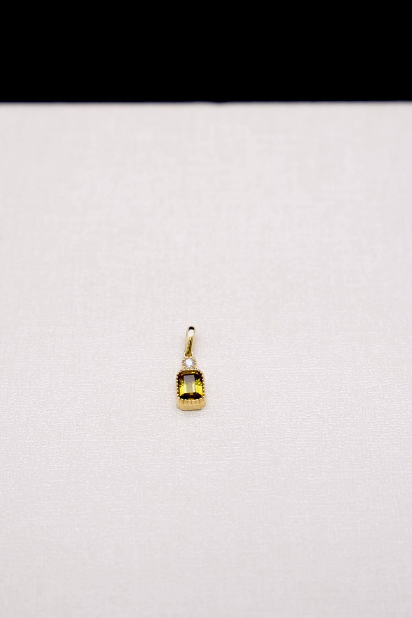 Sultanit Taşlı Kolye Ucu 14 Ayar