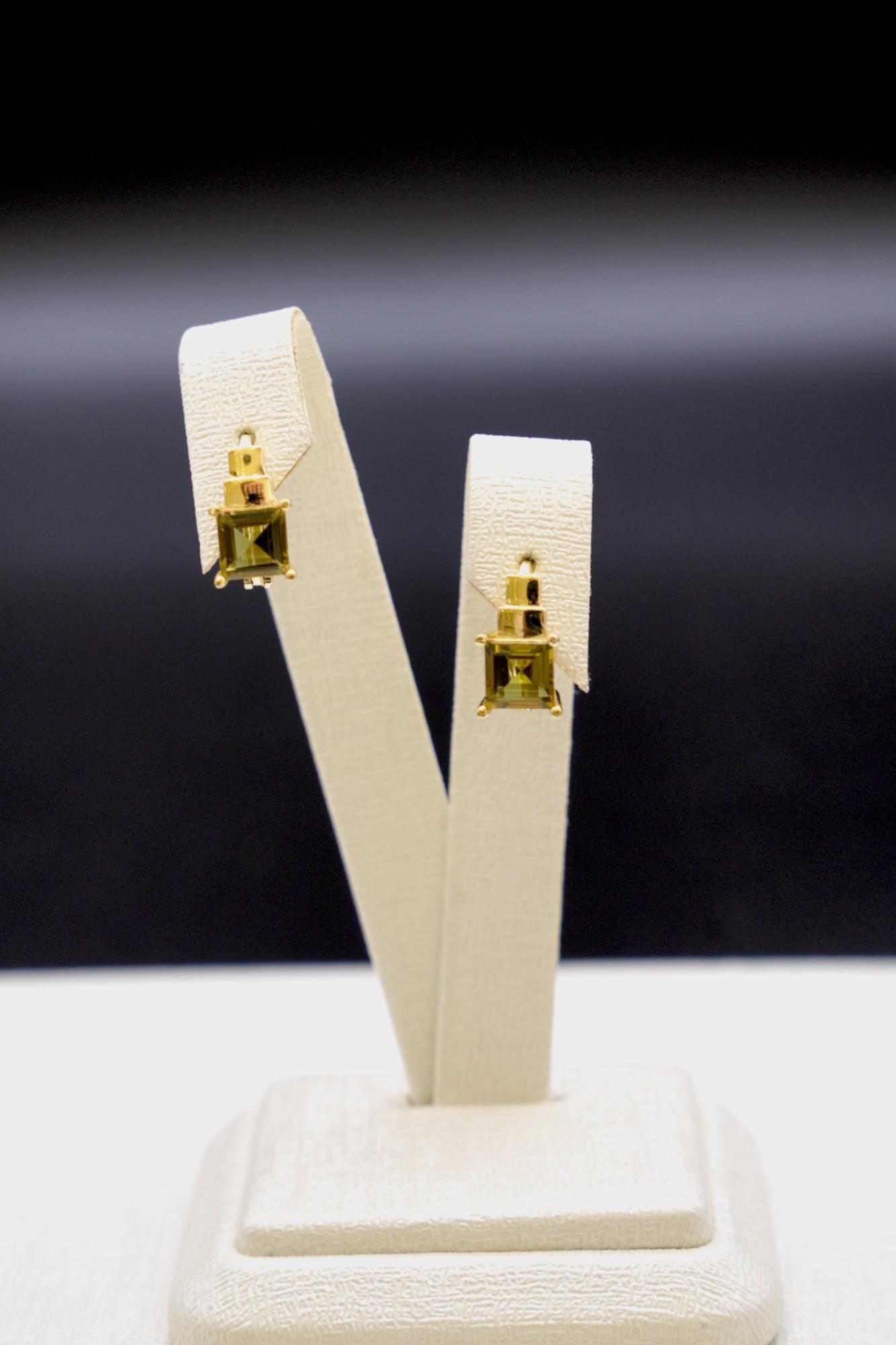 Sultanit Taşlı Küpe 14 Ayar