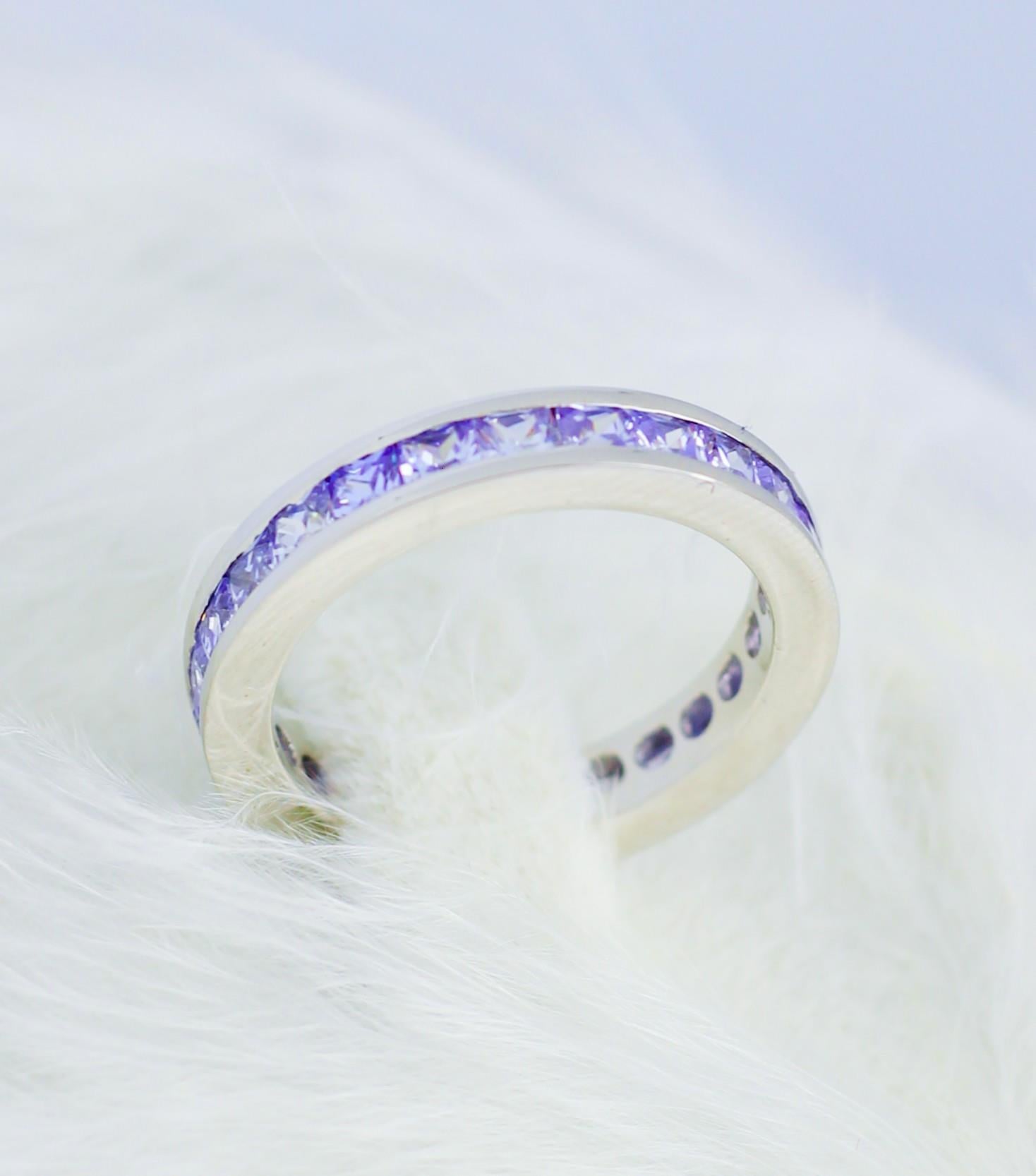 Tamtur Amethyst Ring 14 Karat