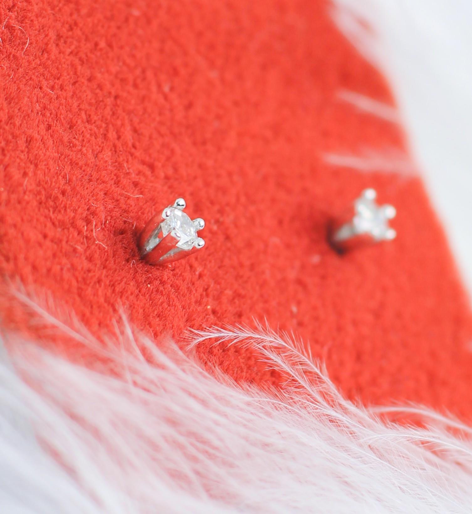 Solitaire Diamond Earring 14 Carat