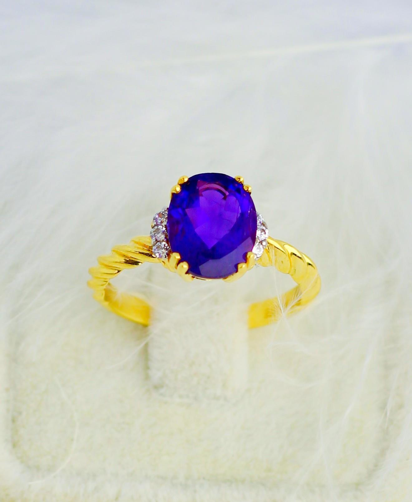Zirkonstein-Amethyst-Ring 14 Karat