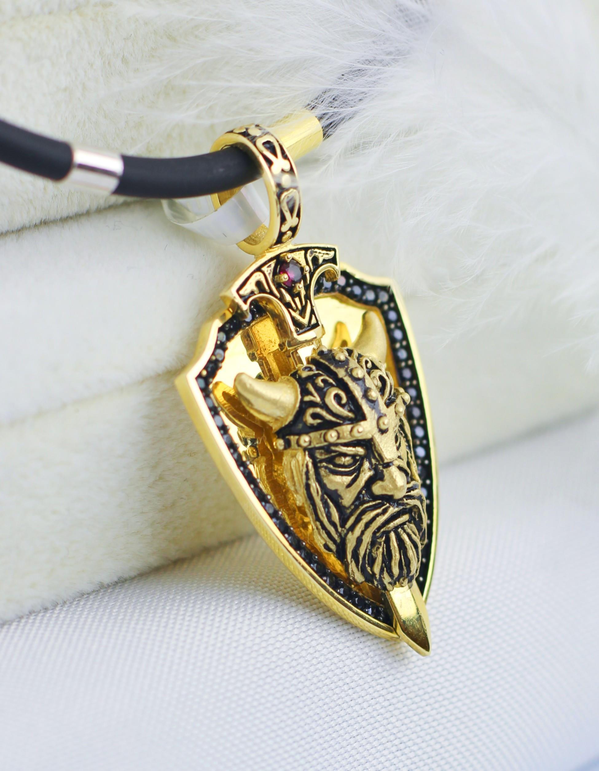 Zircon Stone Fantasy Pendant 14 Carat