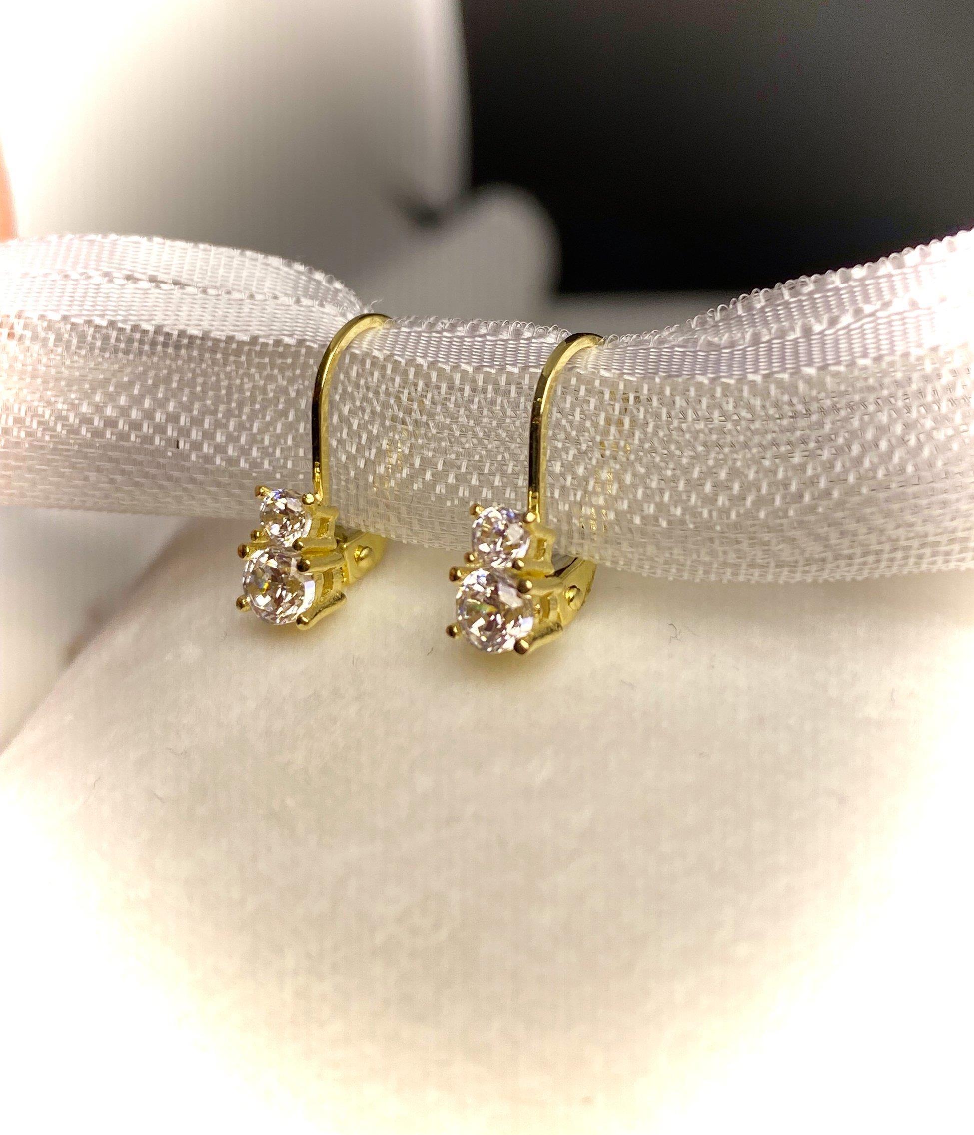 Zircon Stone Solitaire Earring 14 Carat