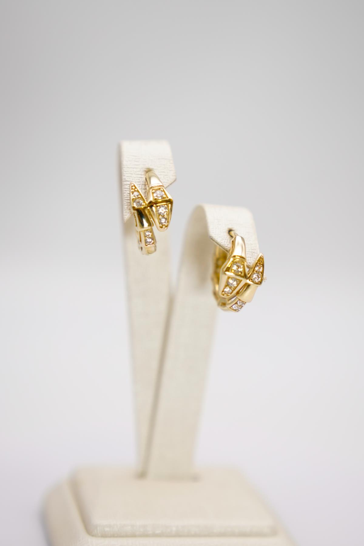 Zirkon Taşlı Yılan Figürlü 14 Ayar Altın Küpe Tasarımı