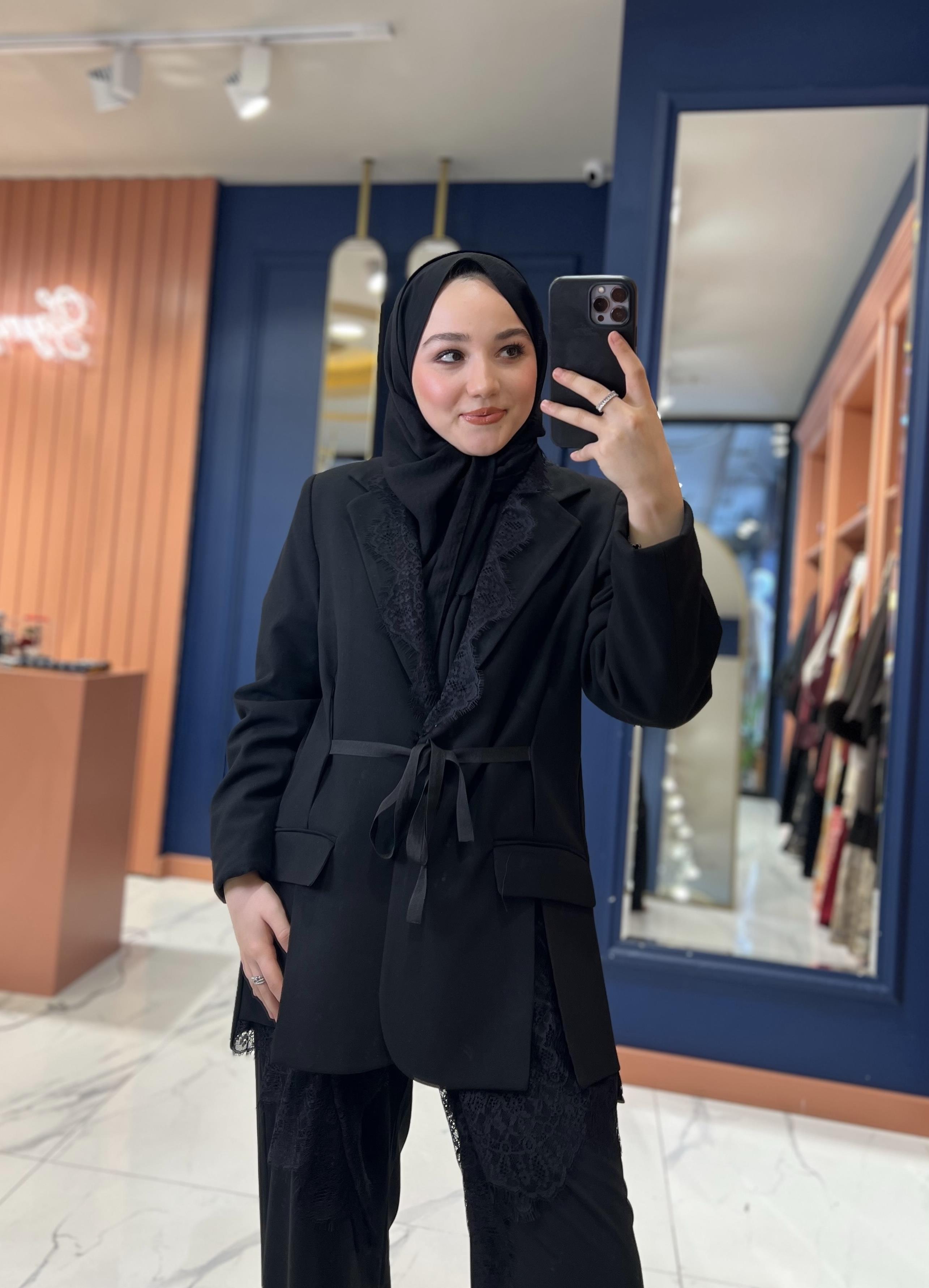 İpky Dantel Detaylı Ceket Siyah