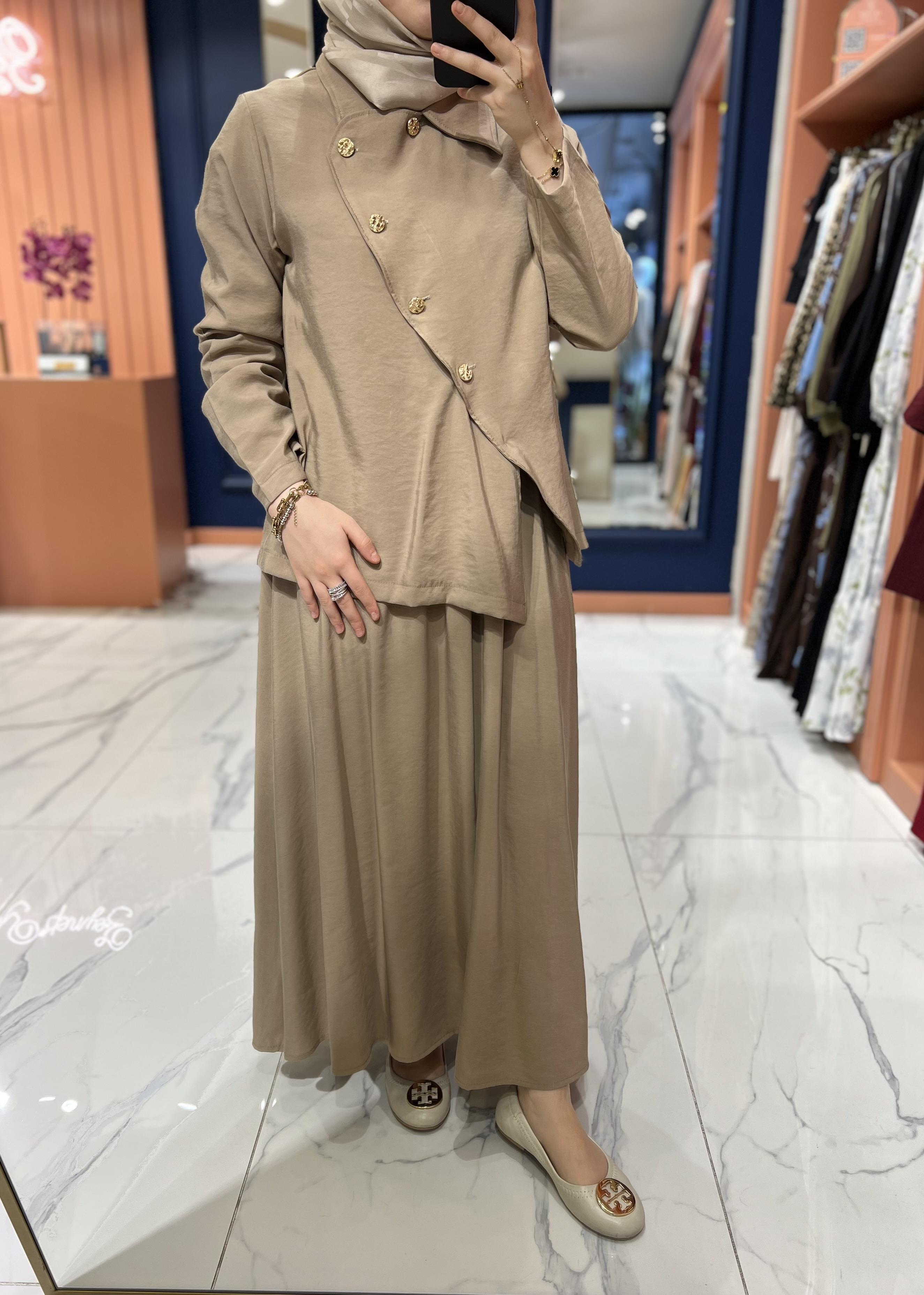 Asimetrik Kesim Etekli Takım Camel