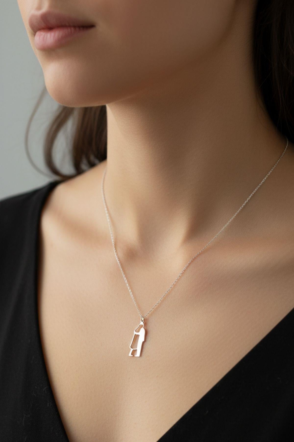 Sarılı Çift Figürlü Gümüş Kolye